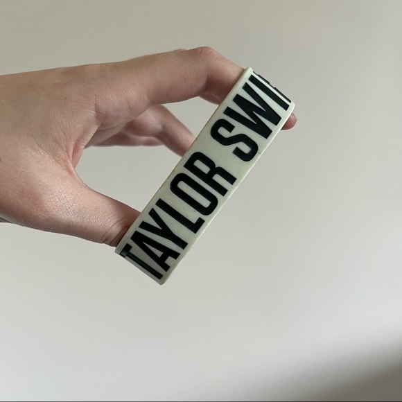 Jewelry - Taylor Swift Red Tour Bracelet